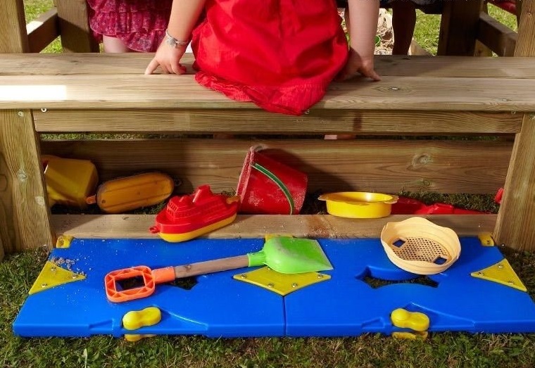 Piknikový stolík mini 120 k domčeku. Detský stolík+lavičky